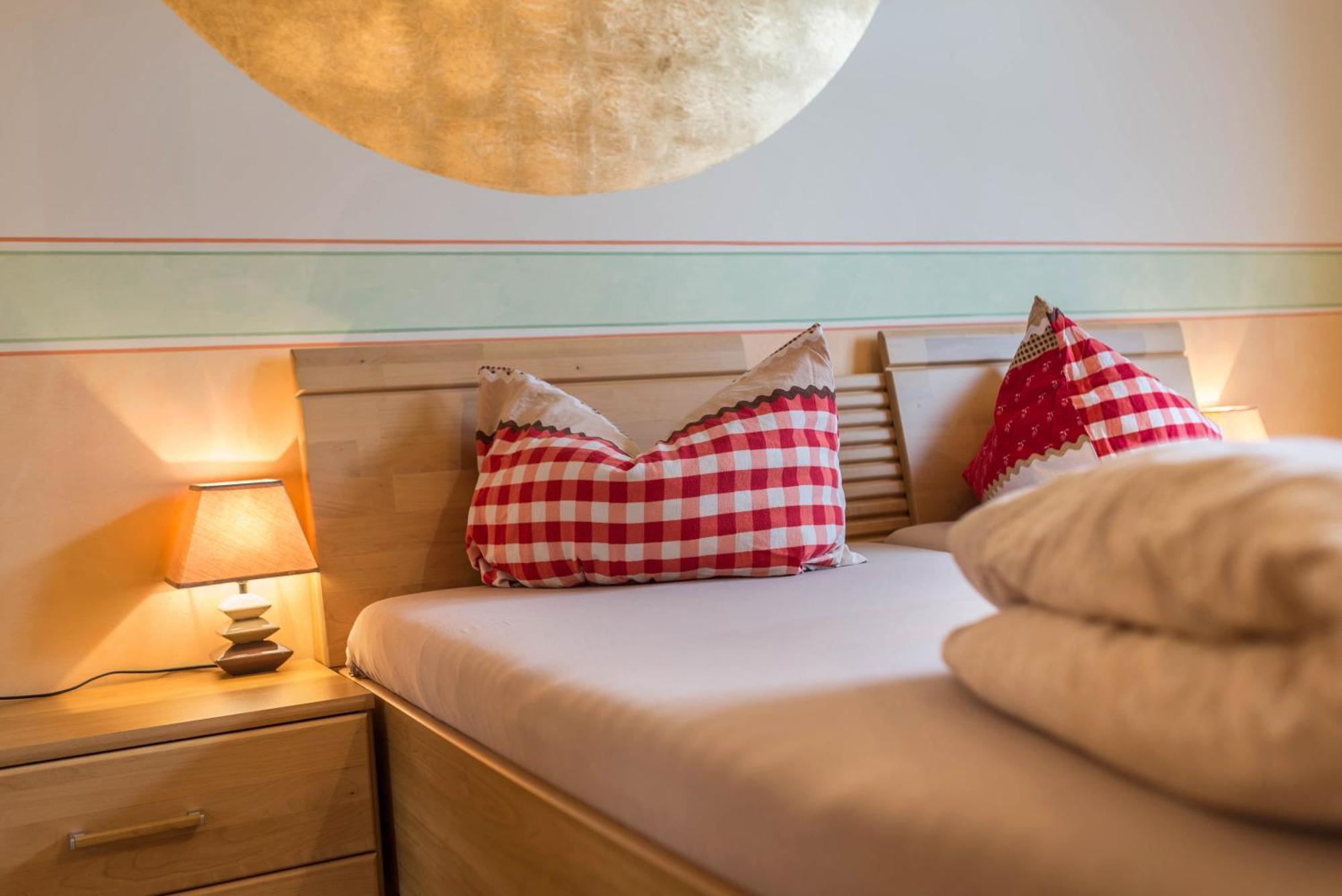 Schusterjunge Aparthotel Sasbachwalden Exteriör bild