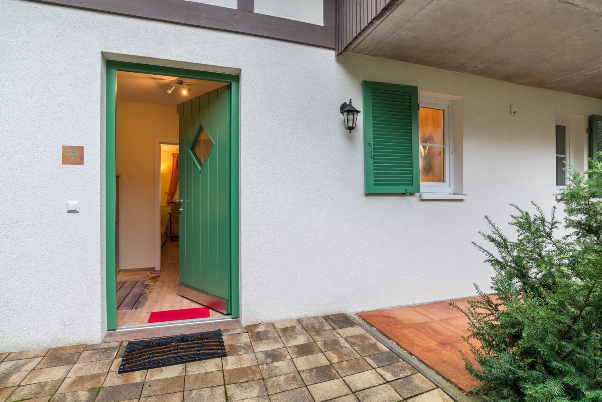 Schusterjunge Aparthotel Sasbachwalden Exteriör bild