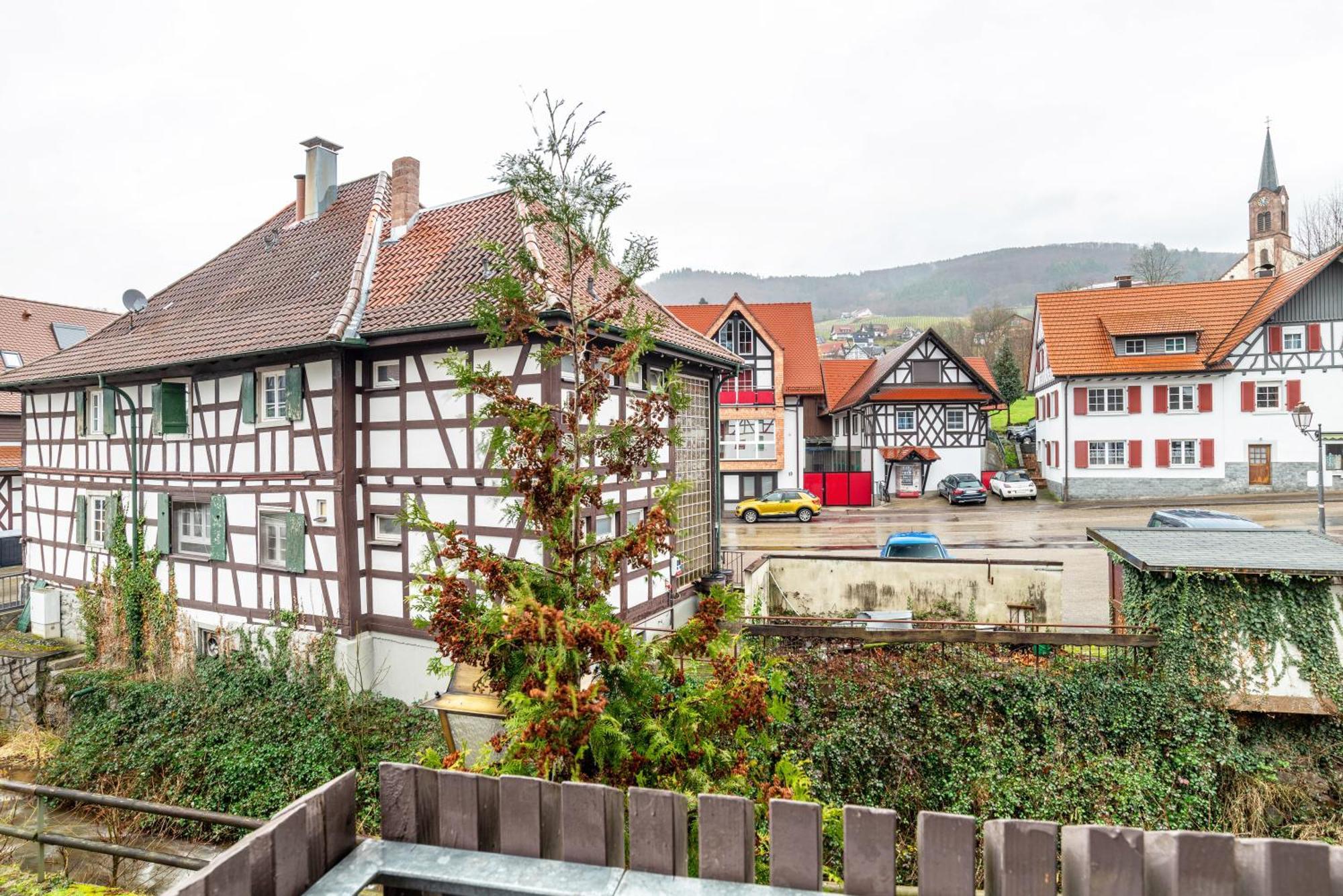 Schusterjunge Aparthotel Sasbachwalden Exteriör bild