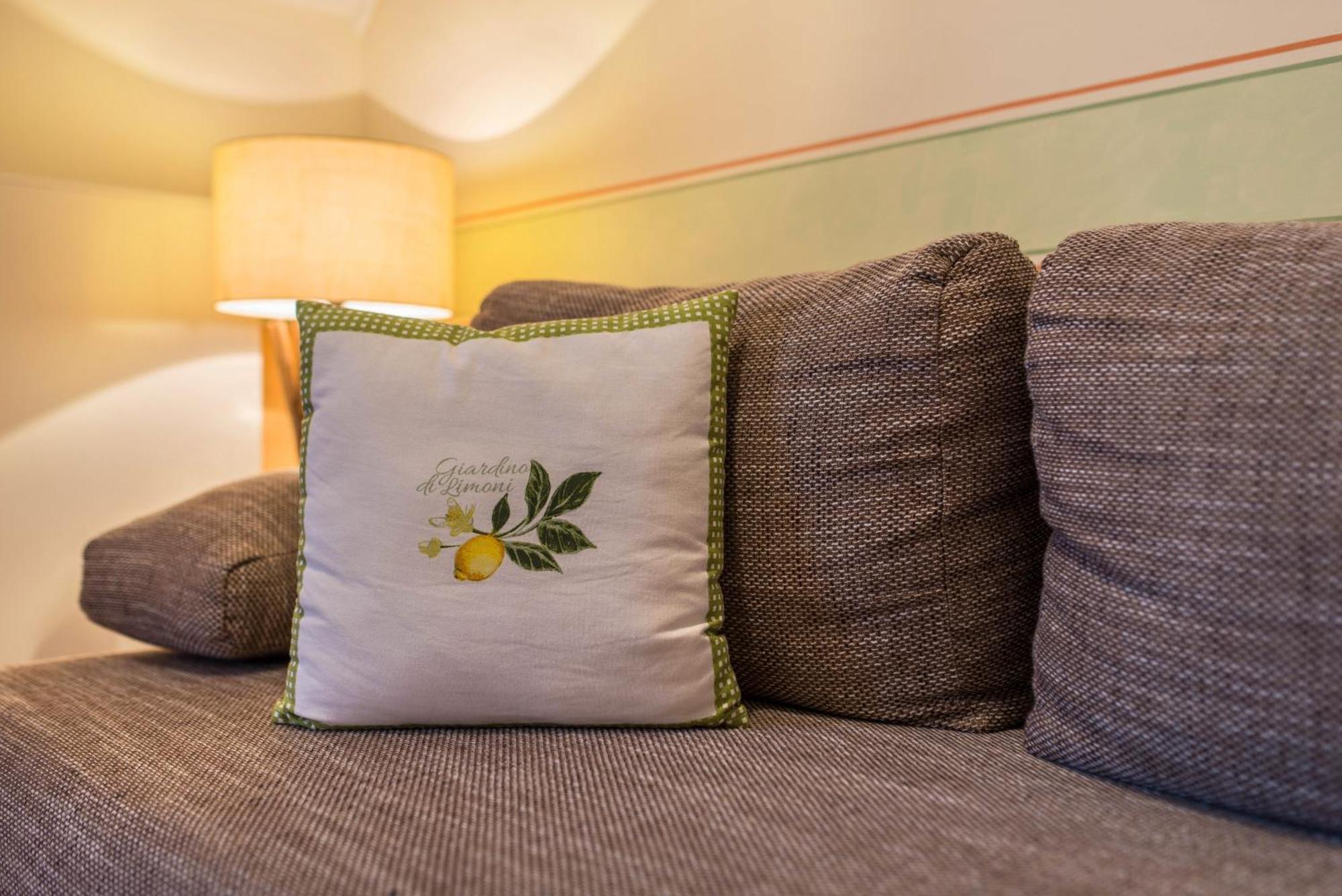 Schusterjunge Aparthotel Sasbachwalden Exteriör bild