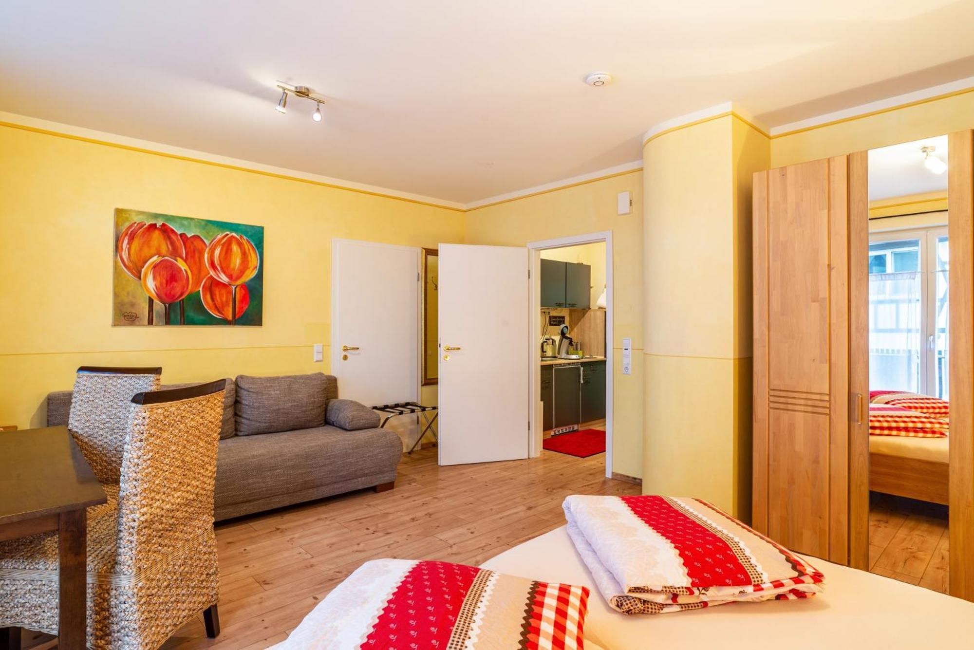 Schusterjunge Aparthotel Sasbachwalden Exteriör bild